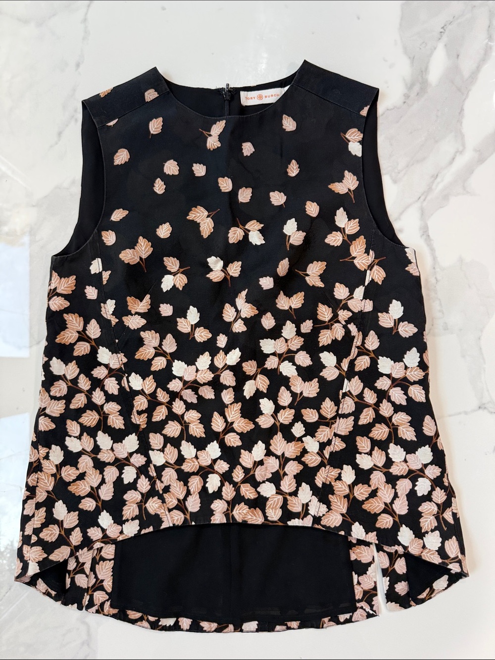 Tory Burch Black Sleeveless Leaf-Print Shell perfect for Fall